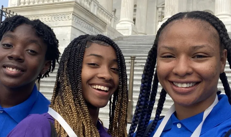 teenagers visiting Capital Hill
